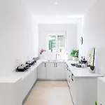 Ion Casa de hóspedes 3*