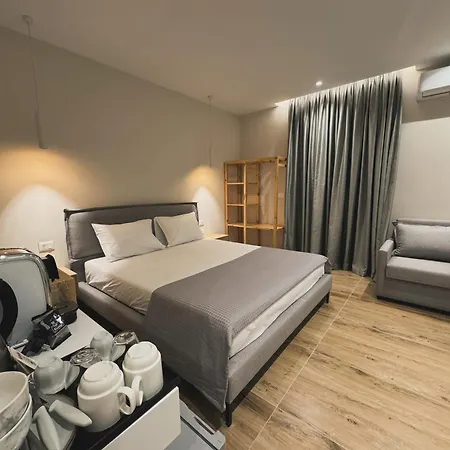 Ion Guest house Himare