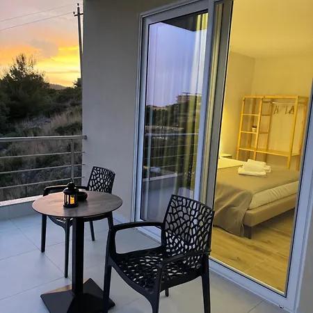 Guest house Ion Himare