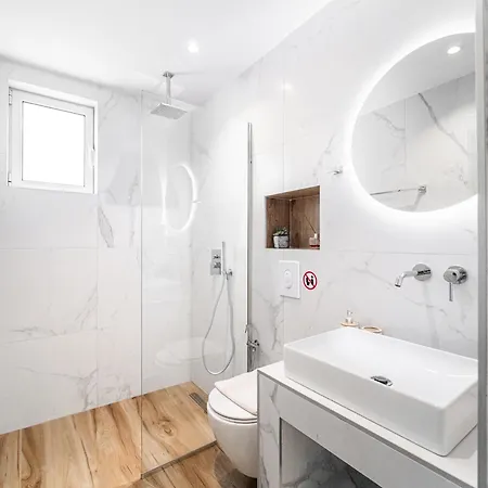 Ion Vendégház Himara