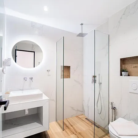 Vendégház Ion Himara